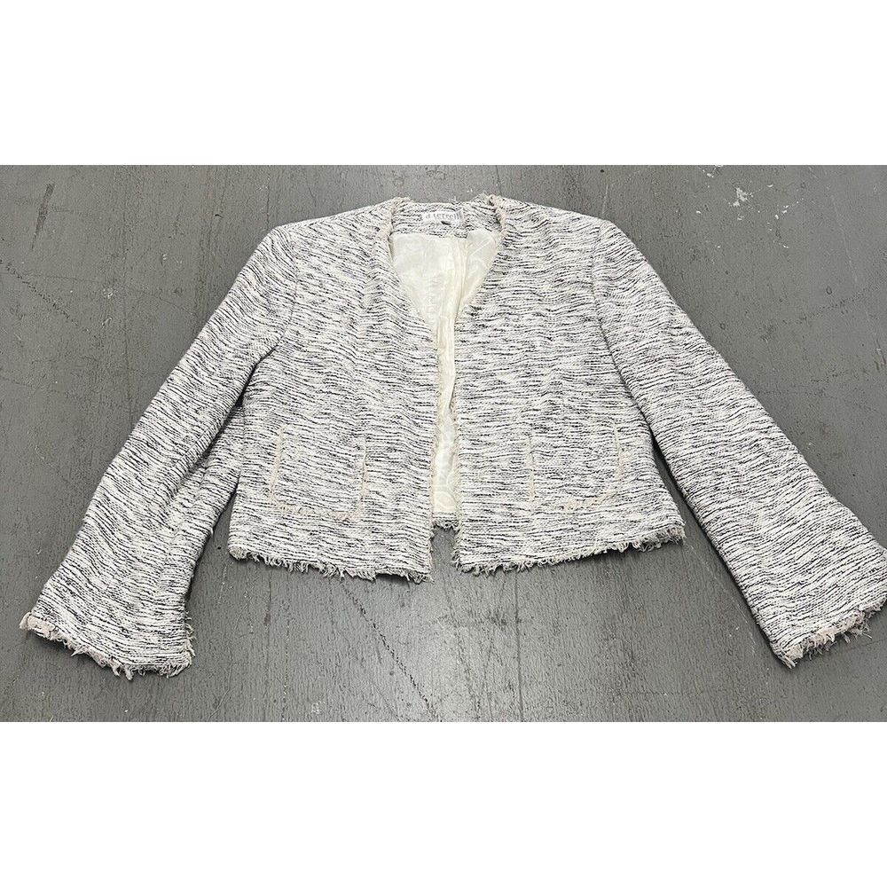 D. Terrell Women's Black and White Blazer Size XL Career Work Corporatecore